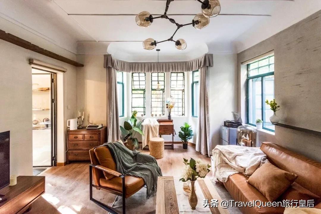 欧洲airbnb民宿,魔都这些超豪华泳池酒店