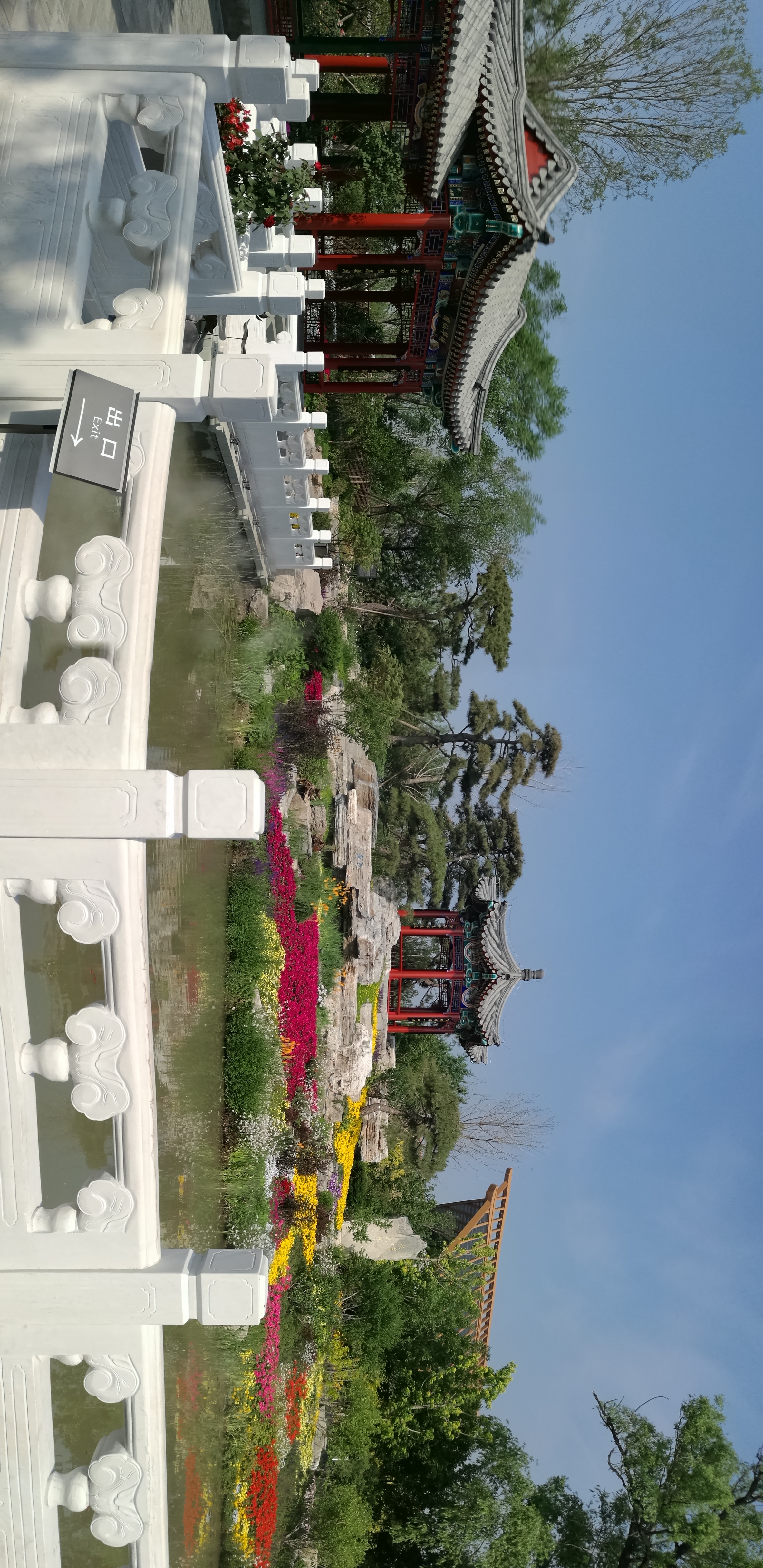 长城脚下的村庄的图片,长城脚下的美景