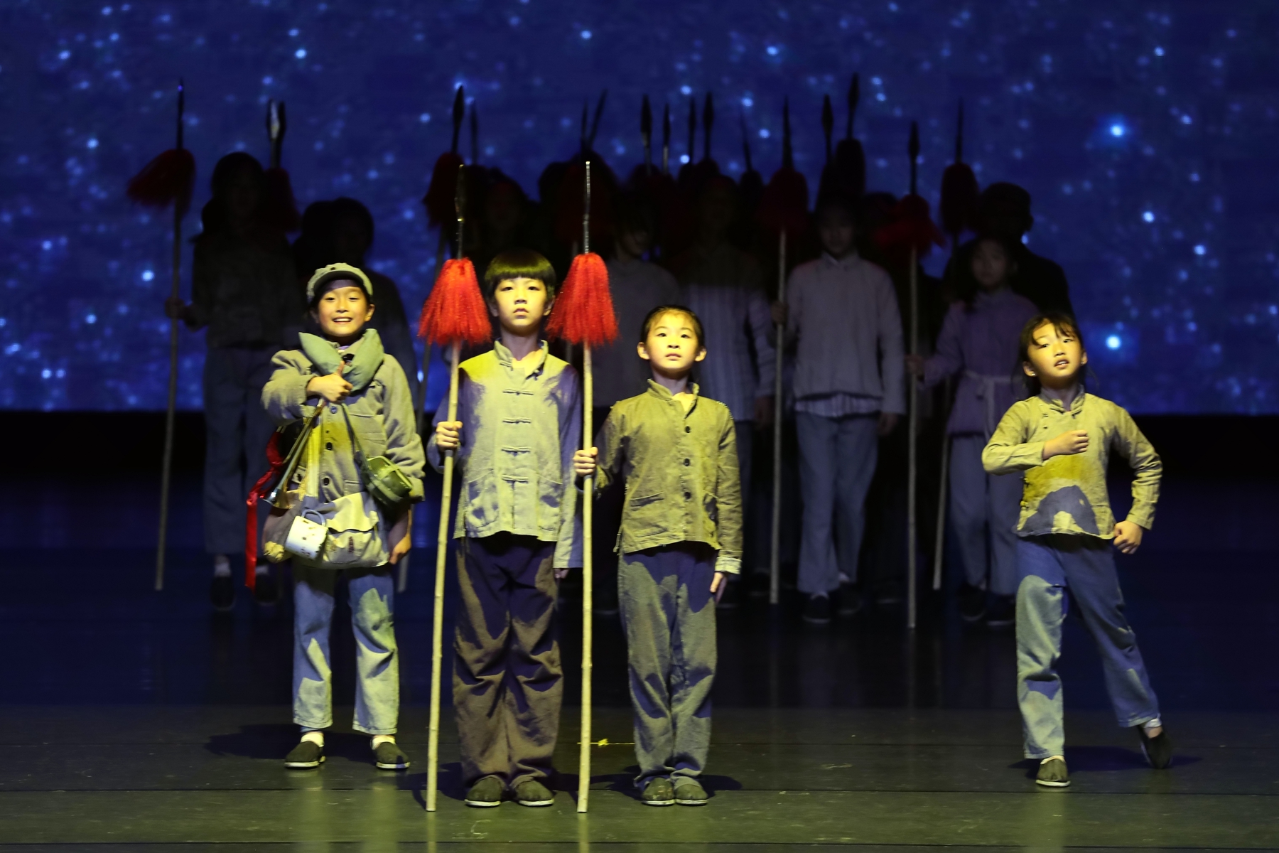 毛毛虫的蜕变简谱,毛毛虫的蜕变之旅