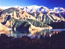 天山天池王母娘娘的瑶池,新疆天山天池王母娘娘的瑶池仙境