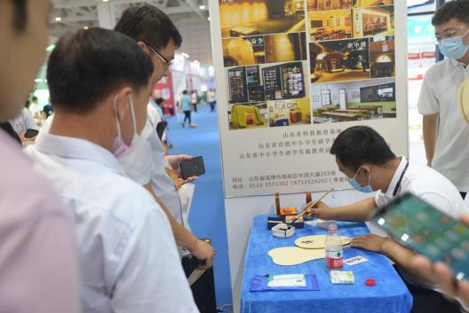 天鸿现在的样子,这才是天空中最美的景色