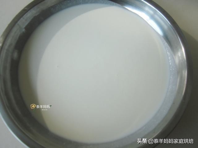 糯米粉可以在家里做什么好吃的,家里有点糯米可以做什么吃呢