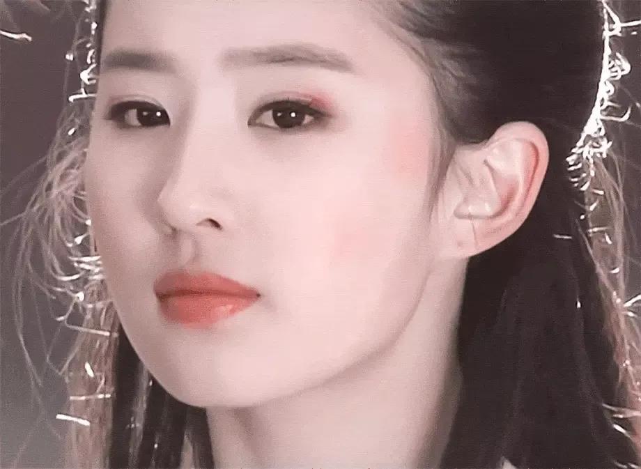 刘亦菲美到热搜爆了,刘亦菲虞姬形容词