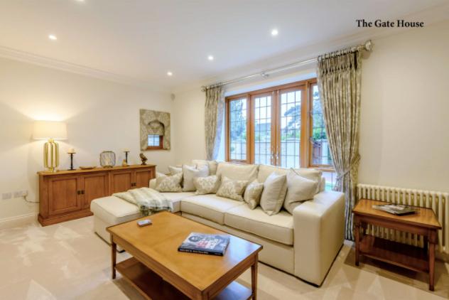 英国爱丁堡豪宅出售,英国海滨别墅