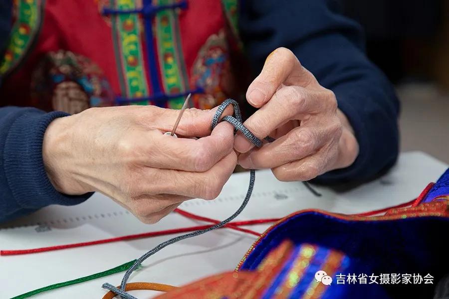 蒙古族服饰第四批非物质文化遗产,蒙古服饰非遗现状