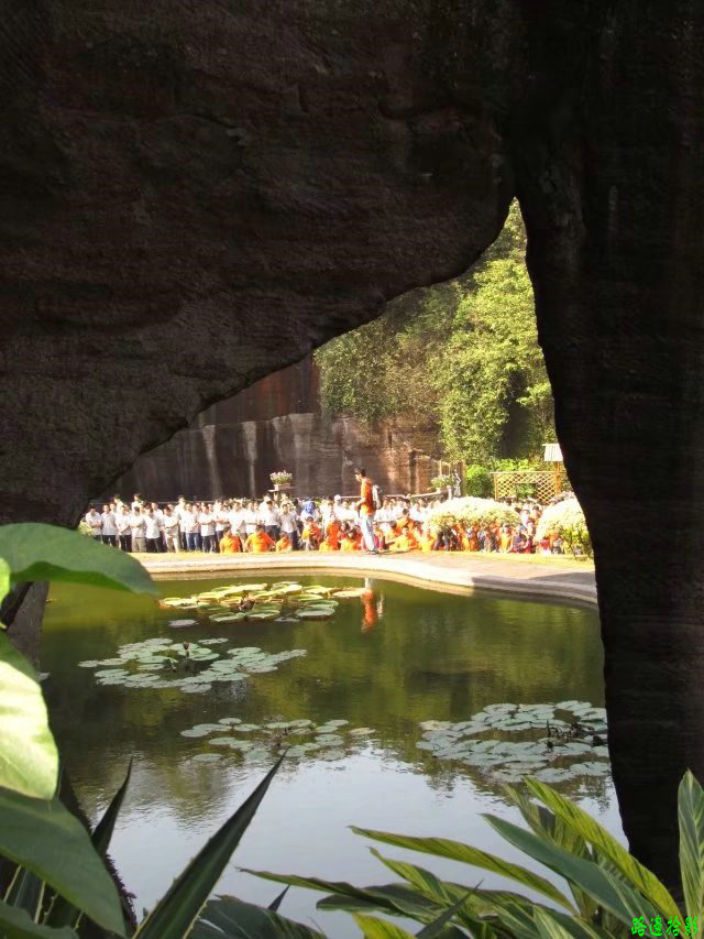 广州莲花山景点,岭南莲花山全景
