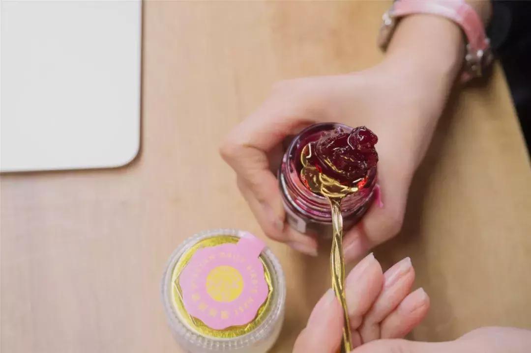 郑州小贵妇人手一瓶的奶油肌秘笈，竟然藏在这个小罐子里！