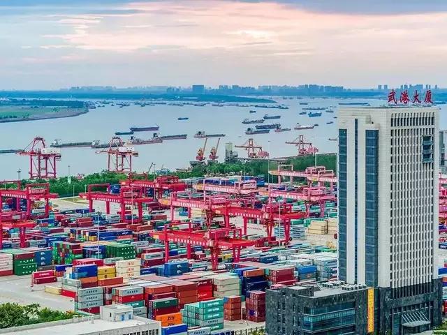 琚綆浼扮殑姝︽眽鍩庡競,琚綆浼扮殑鍩庡競姝︽眽