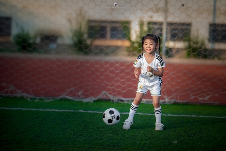 奶爸给宝宝拍摄的视频,奶爸给儿女拍照