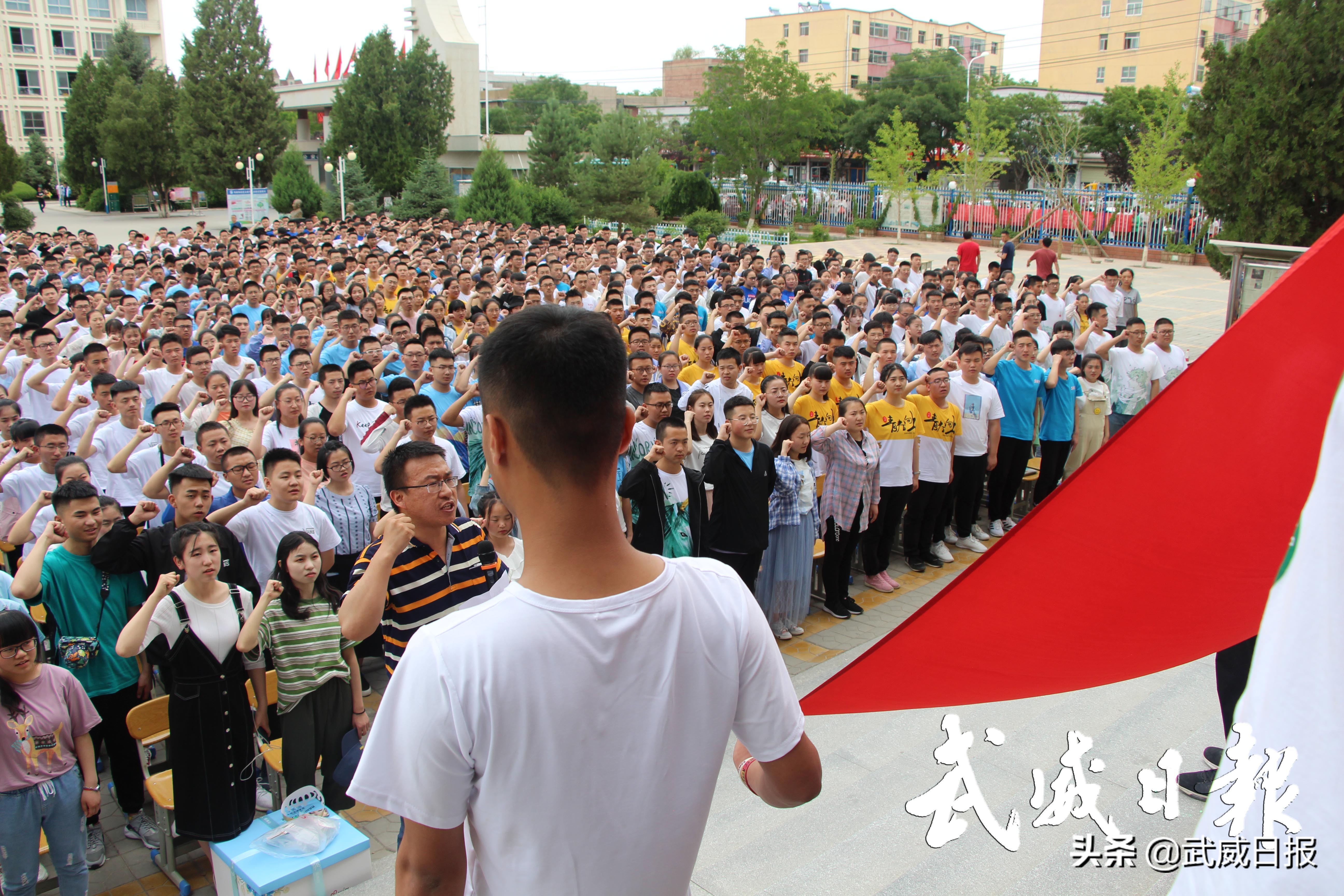 锐意进取开拓创新砥砺奋进,锐意进取砥砺前行奋力开启新征程