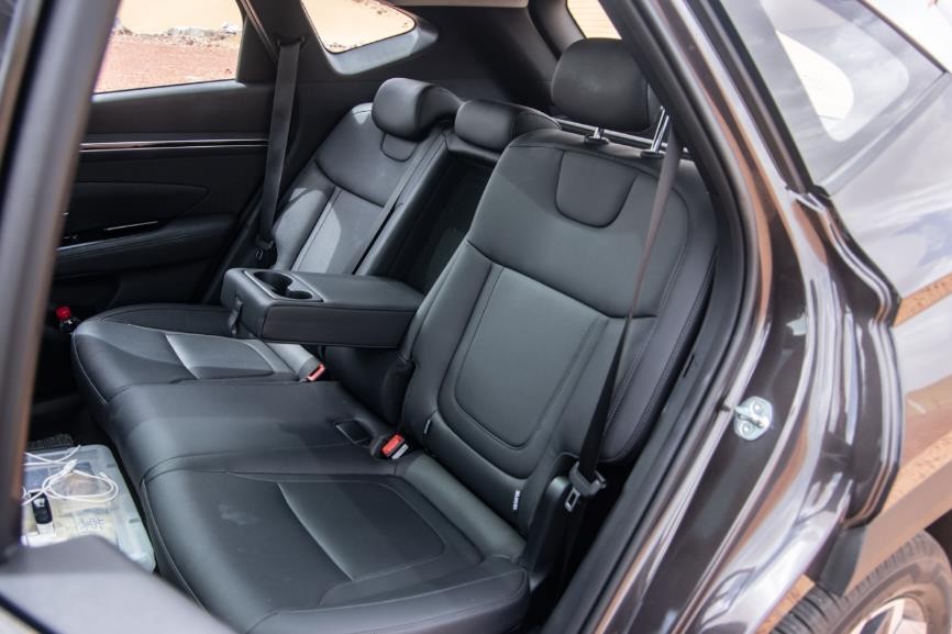 试驾第五代途胜l混动版,第五代途胜l的干式双离合怎么样