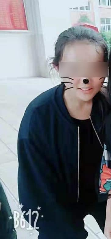 李心草同学回忆：待人真诚被叫草哥，曾称自杀的人最愚蠢，同学听到死讯后，浑身冰凉瘫在椅子上