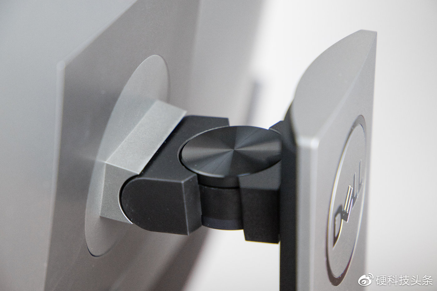 明基pd2700q和戴尔2722dx,明基pd2706u磨砂和苹果显示器对比