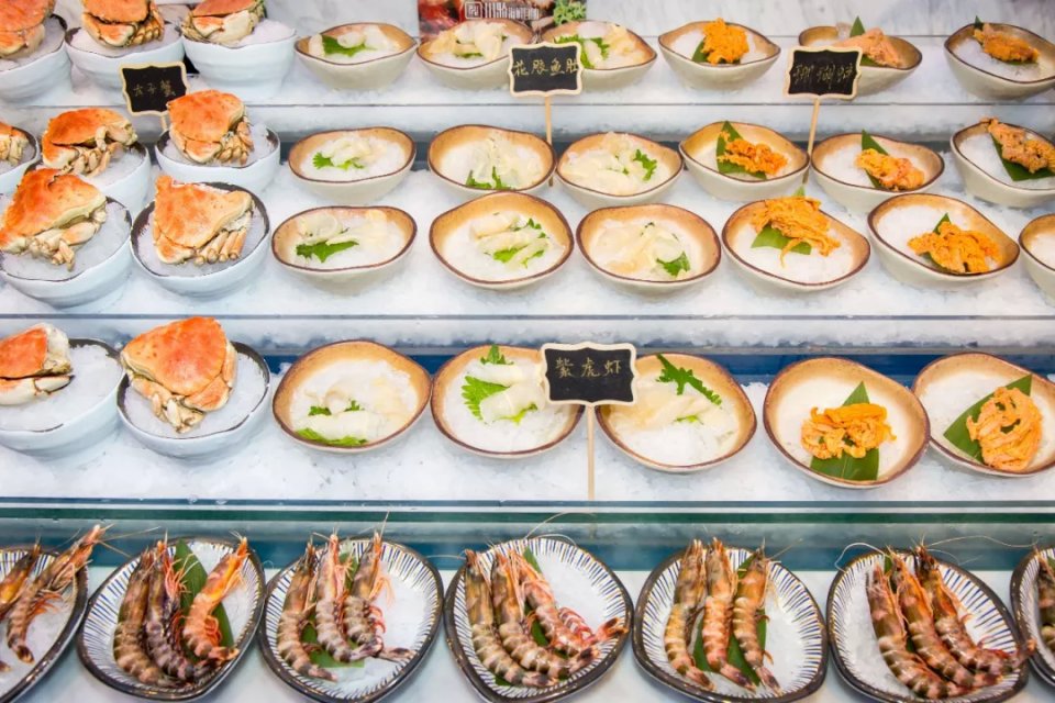 航母海鲜自助,陆家嘴自助帝王蟹