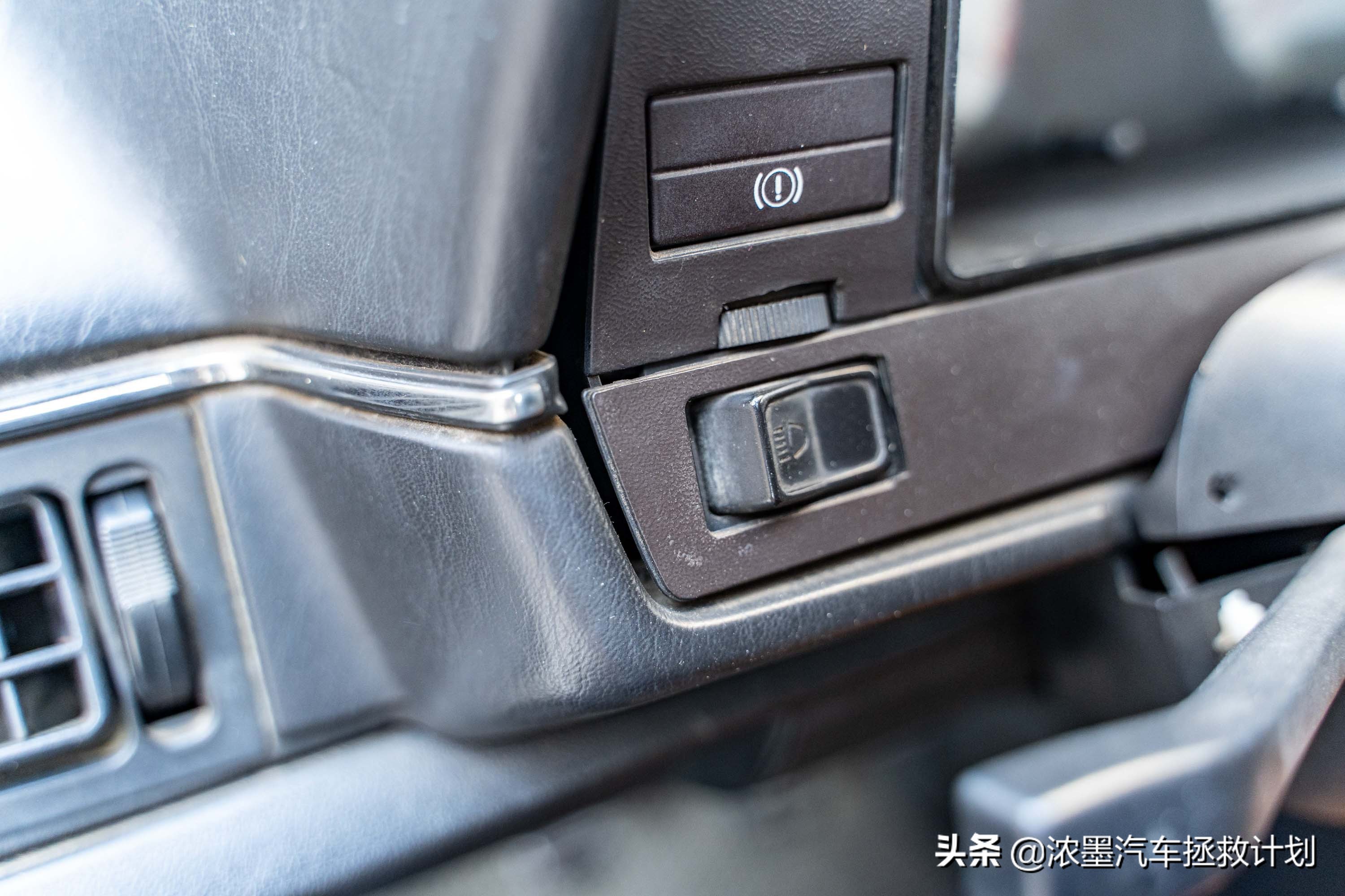 「妙手生花」重建一台战损级桑塔纳，带给它历经千般后的华丽重生