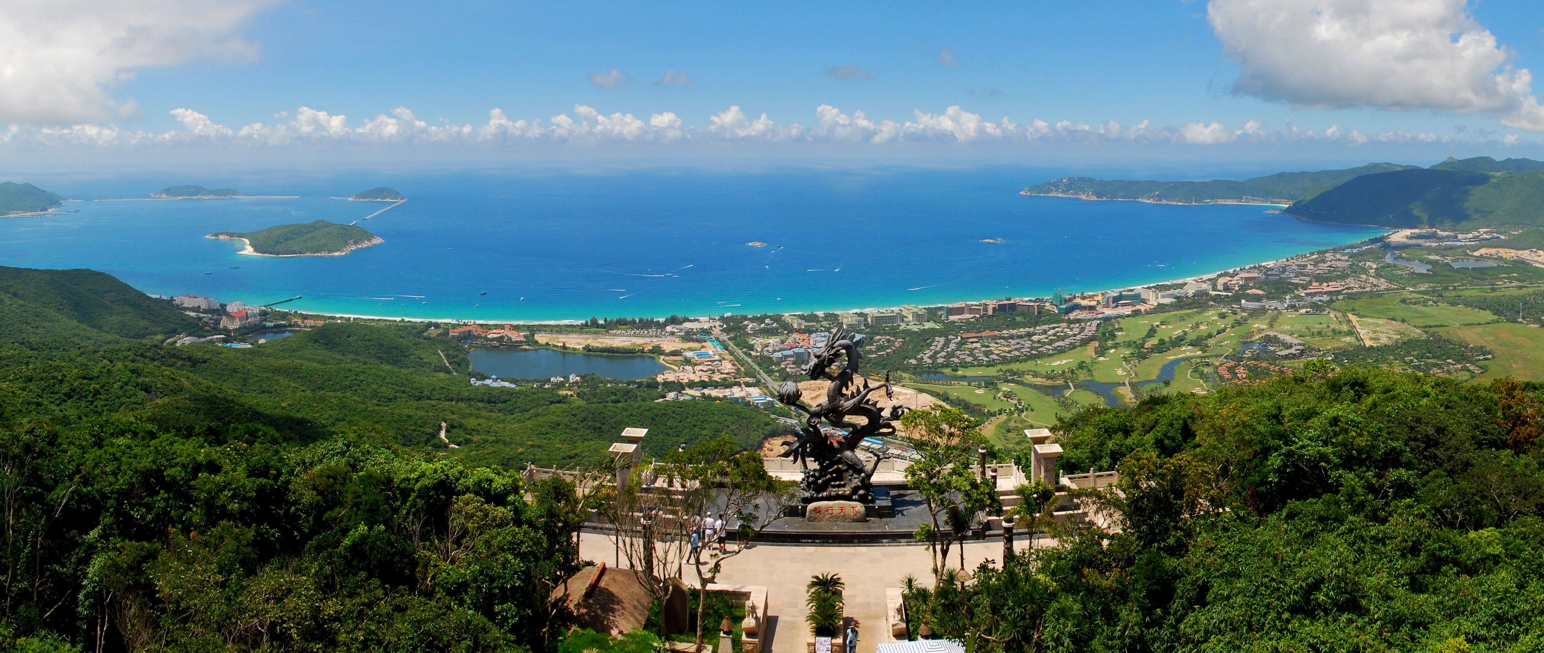 东北人为什么爱去三亚,美国友人说,他们那边也这样