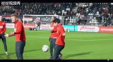 荷兰劲旅5年合同签日本超新星更多菅原让中国足球被甩远