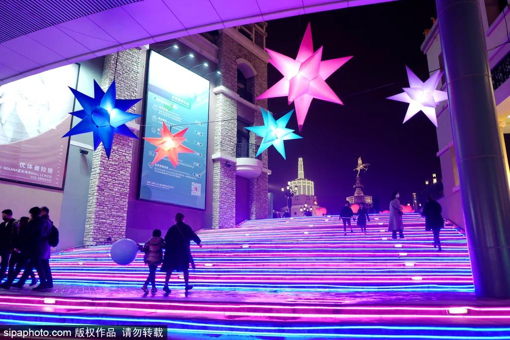 不用等休息日也能玩儿，北京夜市季送达，High起来吧打工人！