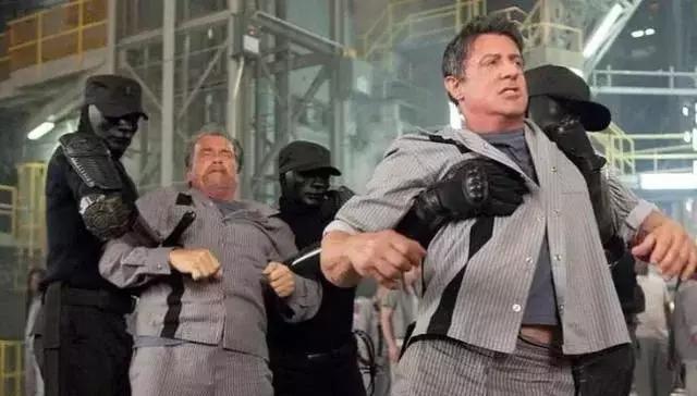 十部超好看的暴力美学动作片,七部硬核动作电影推荐场面很劲爆