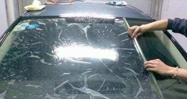 唐dmi新车膜太黑看不见后视镜,杜邦车膜太黑影响后视镜