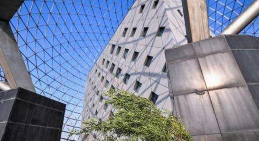 杈藉畞娌堝寳瓒冲崗澶фゼ,娌堥槼甯傛矆鍖楁柊鍖轰竴鐗囪崚搴熷缓绛戠兢