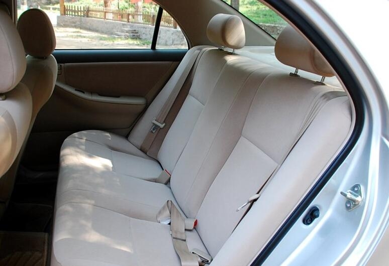 丰田花冠老款值不值得买,05年的丰田花冠还值得入手吗