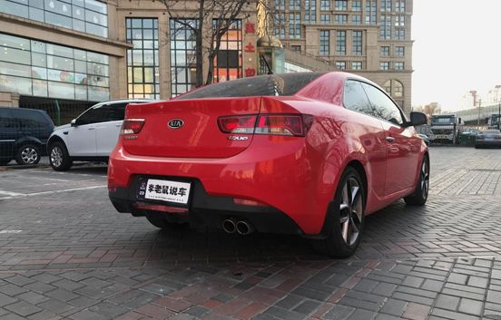 稀有跑车还带无边框车门，只要7万为何打入车市冷宫