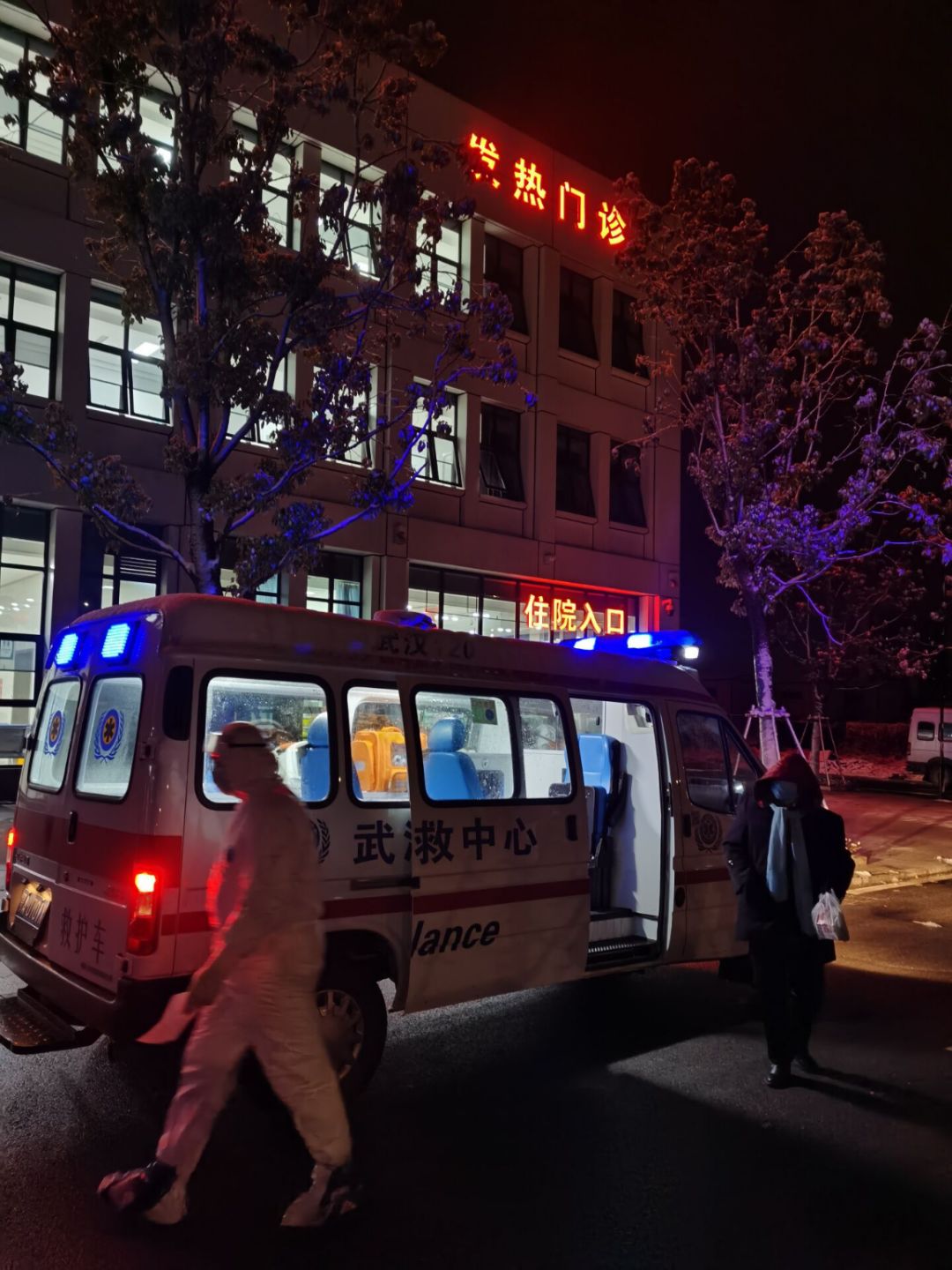 他们是战疫最前线的战士,白细胞和病毒对战到了最后谁赢了