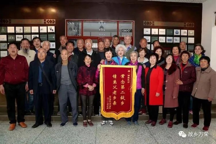 王刚为了插队去下乡,王刚早年采访