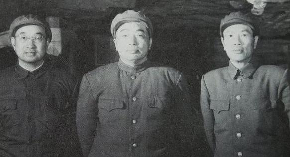 抗美援朝期间，陈赓的地位为何却在上将邓华之下？