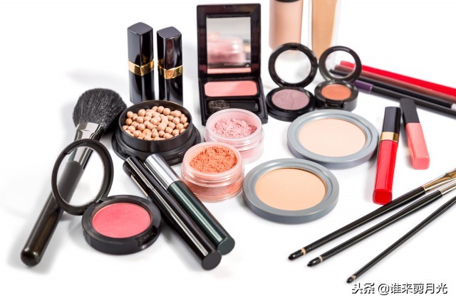如何学会化妆又简单又漂亮,化妆要学些什么