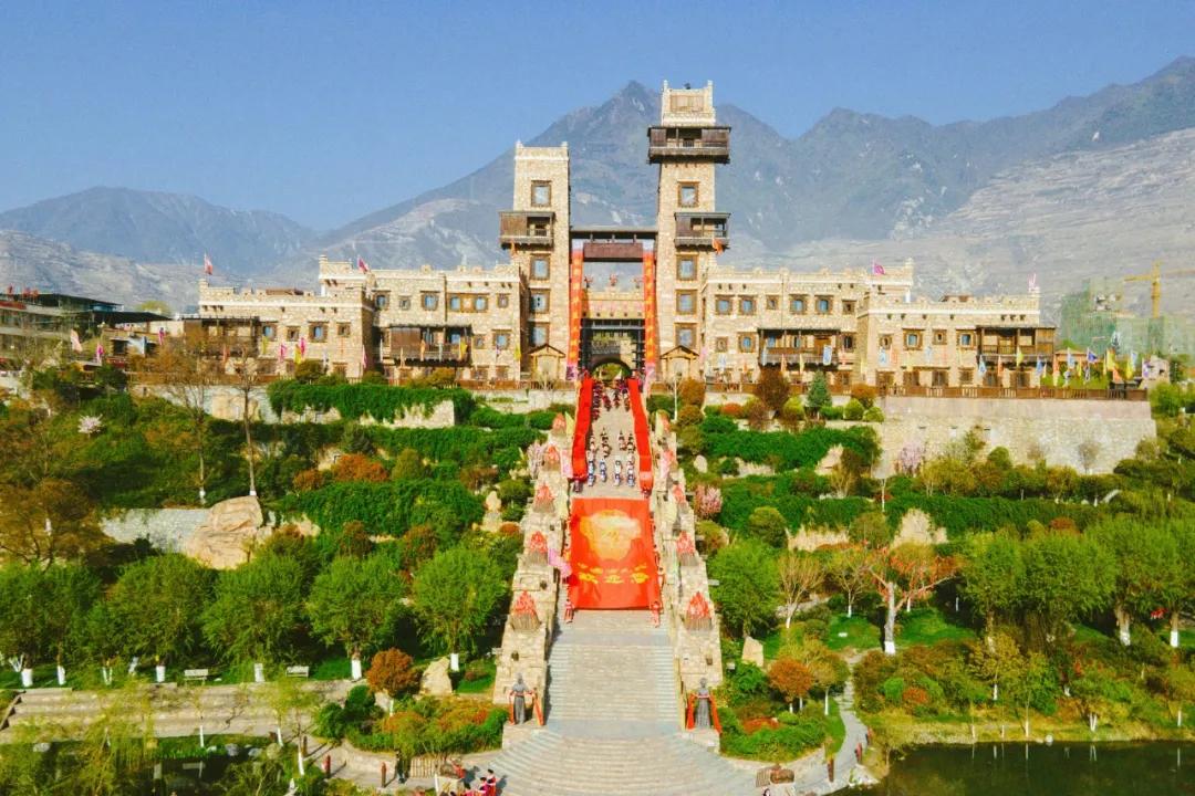 阿坝旅游网官网九寨沟,阿坝夏天二日游推荐