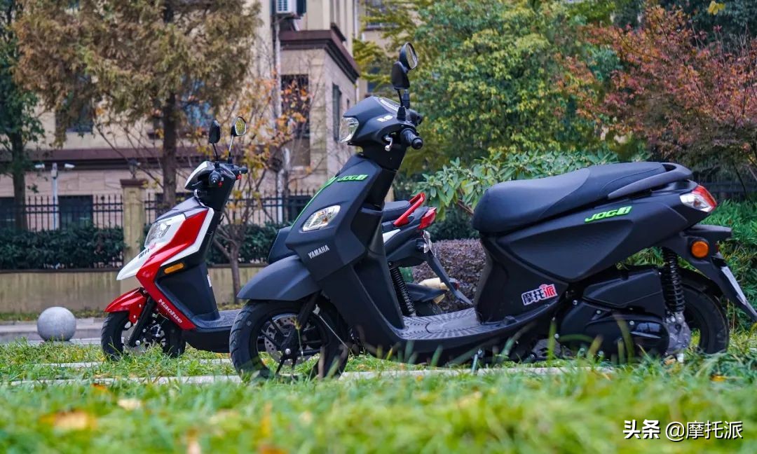 雅马哈巧格125i对比豪爵eagle,豪爵eagle125