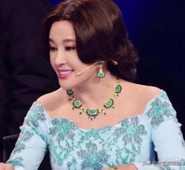 翡翠刘晓庆,中国翡翠女王刘晓庆坐拥百亿翡翠