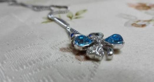 心理测试:选出你喜爱的一款四叶草项链,测你命数中的贵人是谁