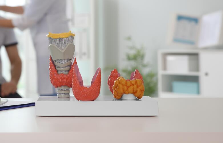 甲亢常见并发症及处理方法,甲亢常用三种治疗方法