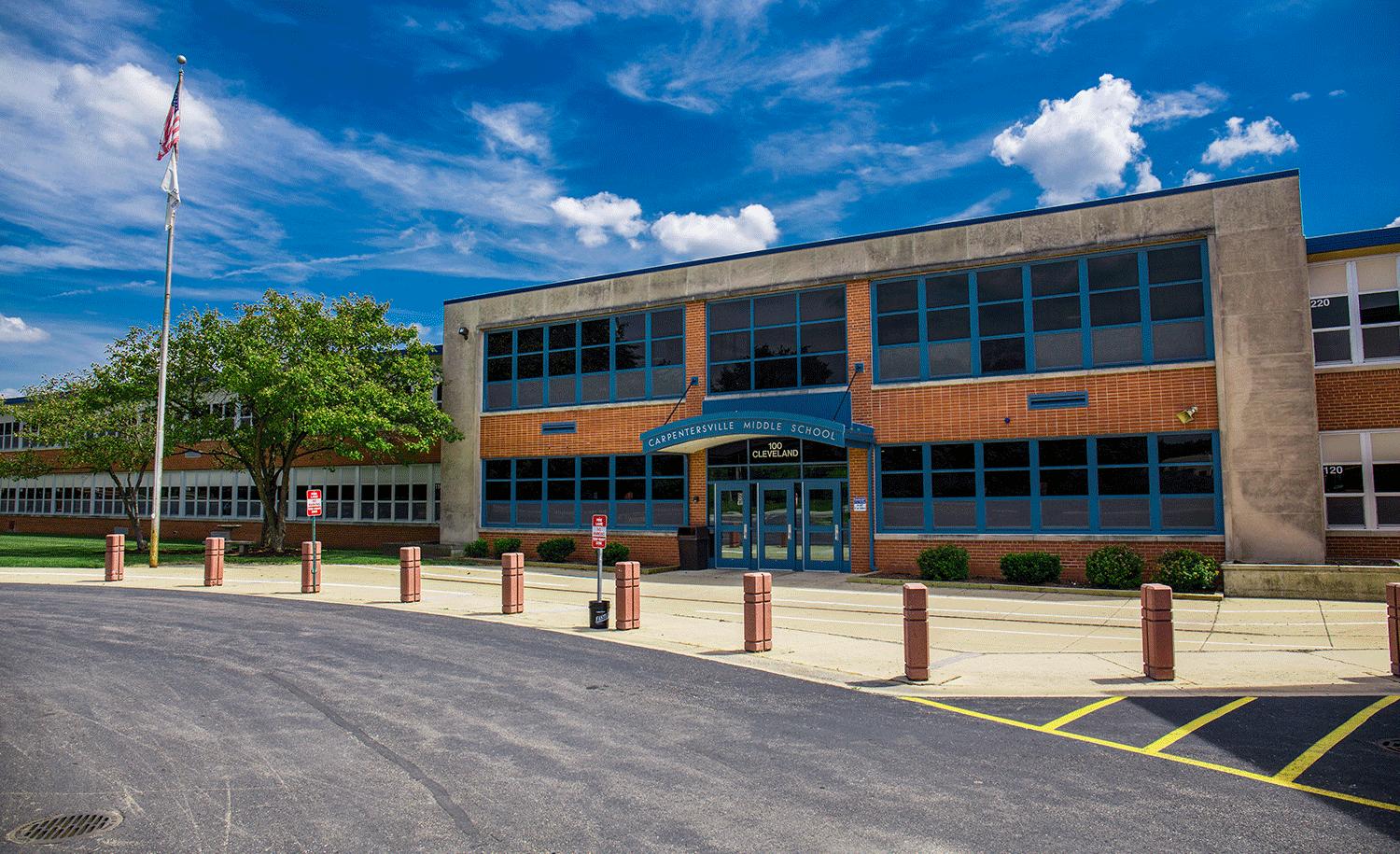 美国女教师性侵男学生的事件,美国女教师性侵15岁学生被判刑