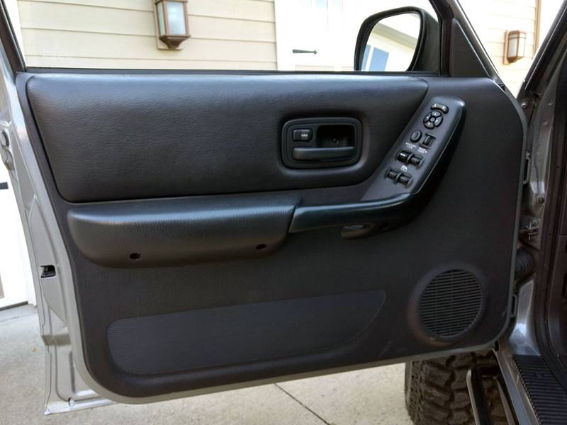 爆改的Jeep切诺基，太帅了！这气场一点也不输牧马人嘛