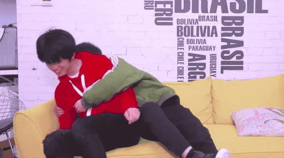 李飞与黄锐在哪年分开,李飞与黄锐大结局