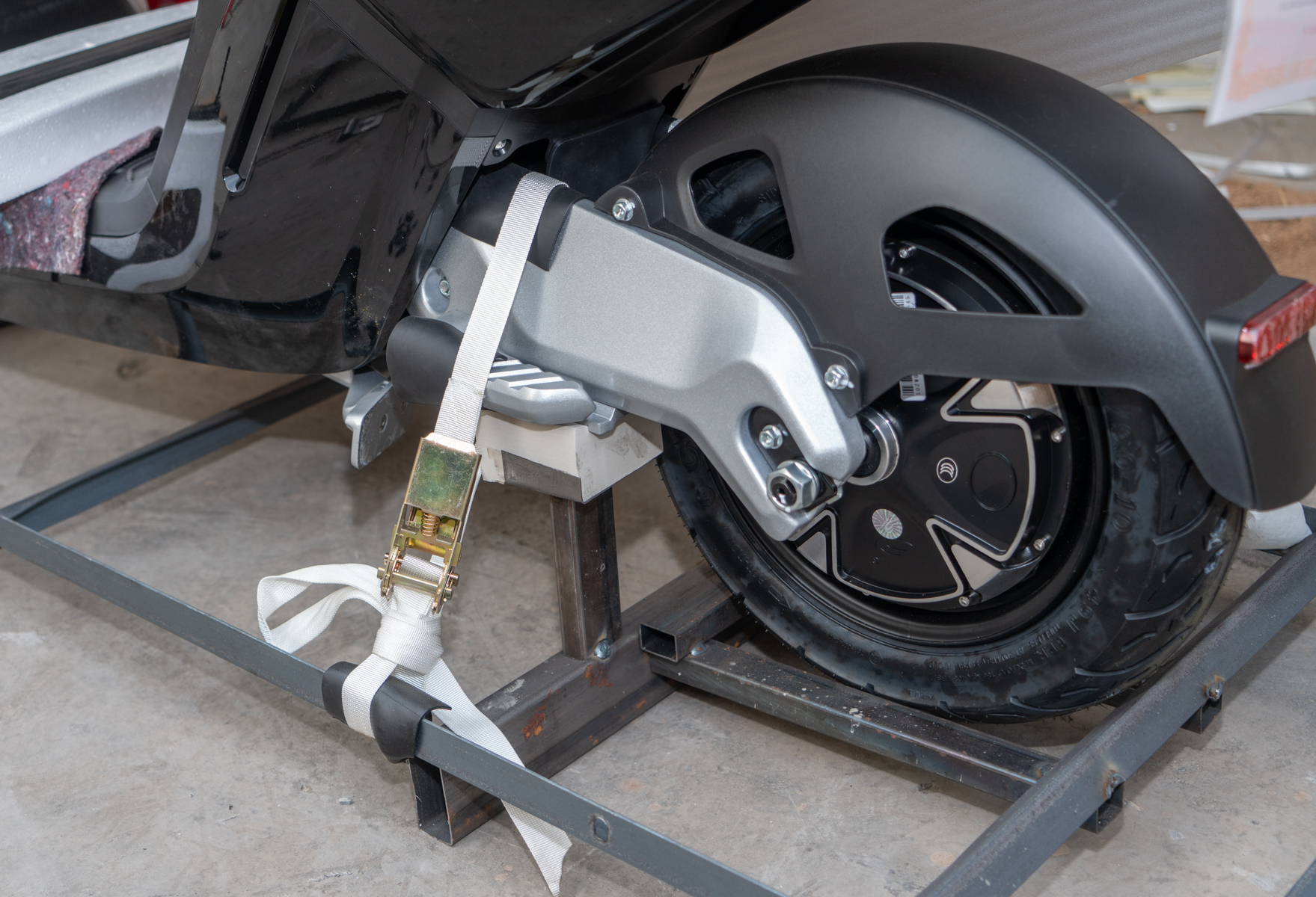 电动车别只认小牛，钱江摩灵能上三种牌，十分给力