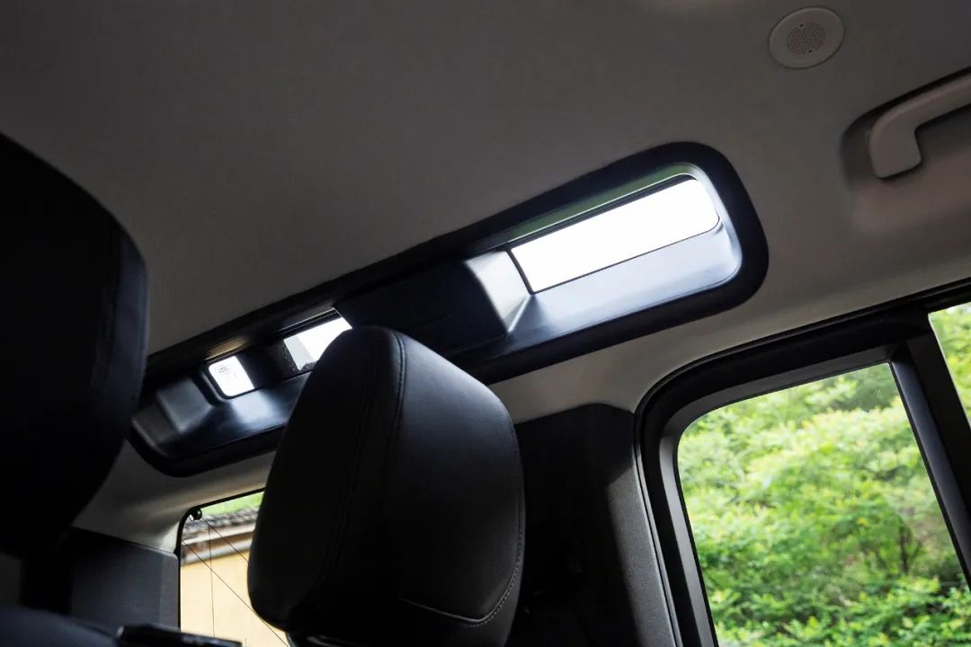 最新路虎卫士越野车,路虎卫士固特异at胎