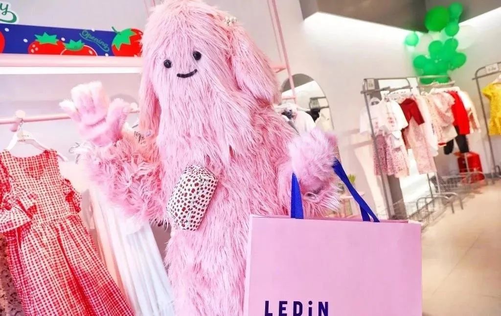 疫情下太平鸟线上日零售额超1000万！只因提前布局“社群营销”！