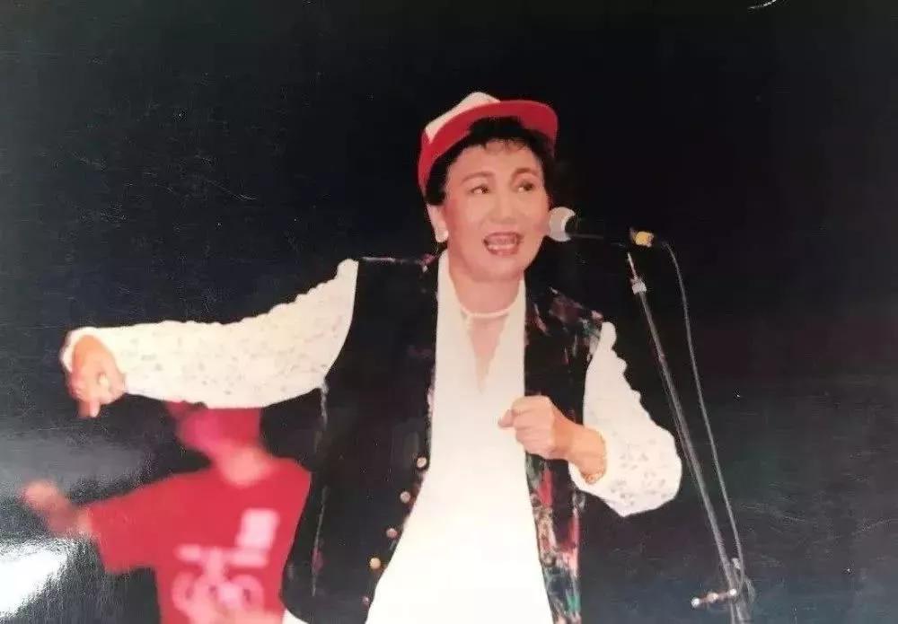 赵丽蓉最后一次登台背后的故事,赵丽蓉出演过多少小品