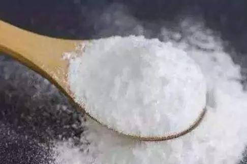 枕头又油又黄怎么清洗,枕头很久不换