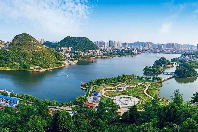 贵州安顺旅游业怎么样,贵州安顺地区发达吗