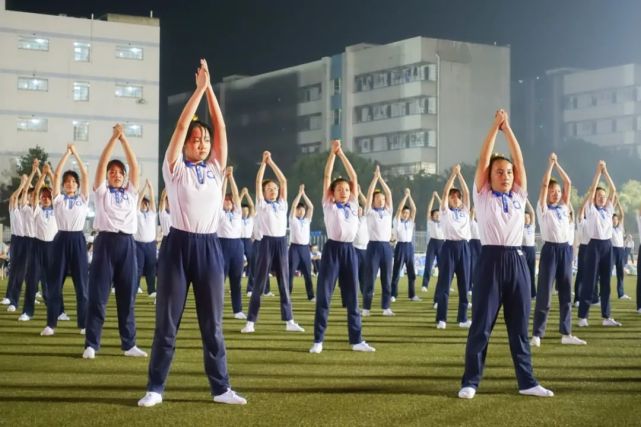 活力校园,活力青春缤纷校园