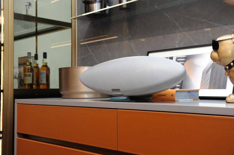 声音完美主义者分享桌面王者BW宝华韦健Zeppelin齐柏林飞艇音响