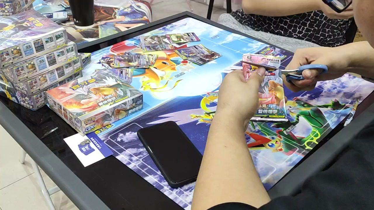 游漫谈:1张纸片1套房?宝可梦卡牌再现钞能力,被大佬百万买走