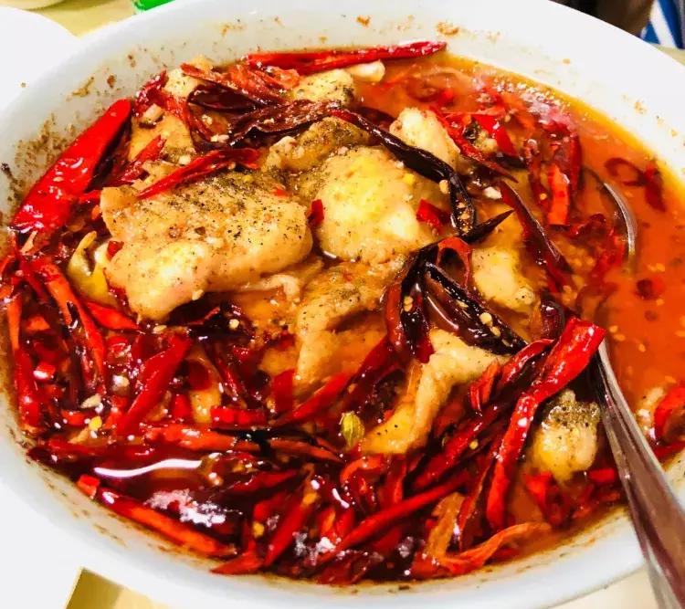 非洲的“后花园”在中国爆红，这个国家简直是“好色者”的天堂