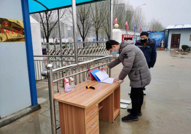 濮阳示范区文明办开展“寻找身边的雷锋随手拍”主题活动